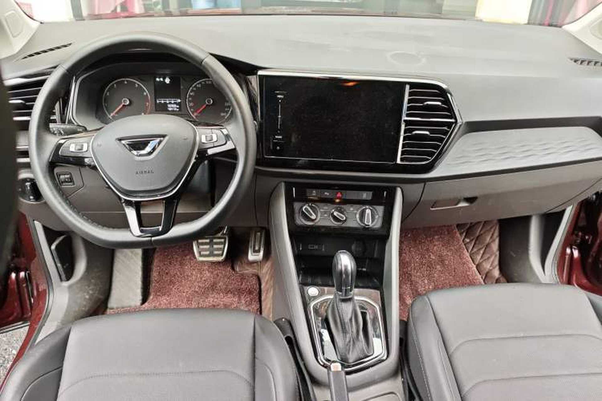 Used Jetta VS5 2019 280TSI Automatic Enjoyment Model Center Console