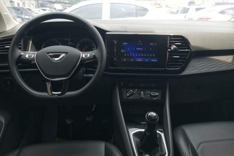 Used Jetta VS5 2019 280TSI Manual Entry-Level Model Center Console