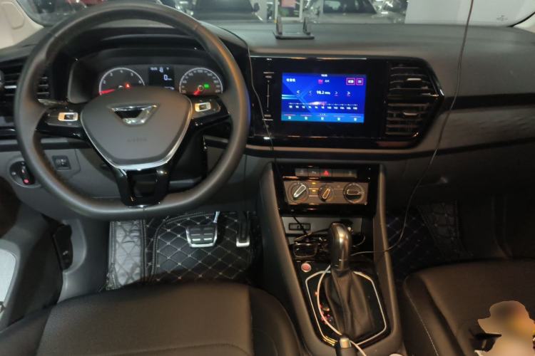 Used Jetta VS5 2019 280TSI Automatic Enjoyment Model Center Console