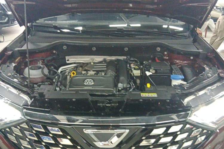 Used Jetta VS5 2019 280TSI Automatic Trend Model Engine Bay