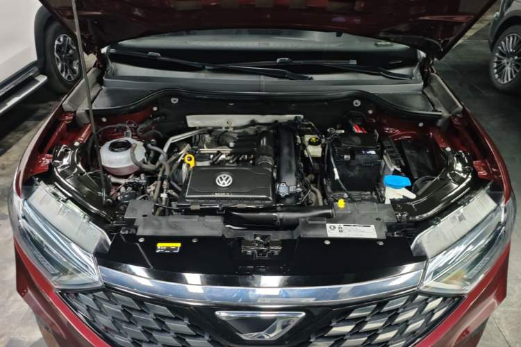 Used Jetta VS5 2019 280TSI Automatic Enjoyment Model Engine Bay