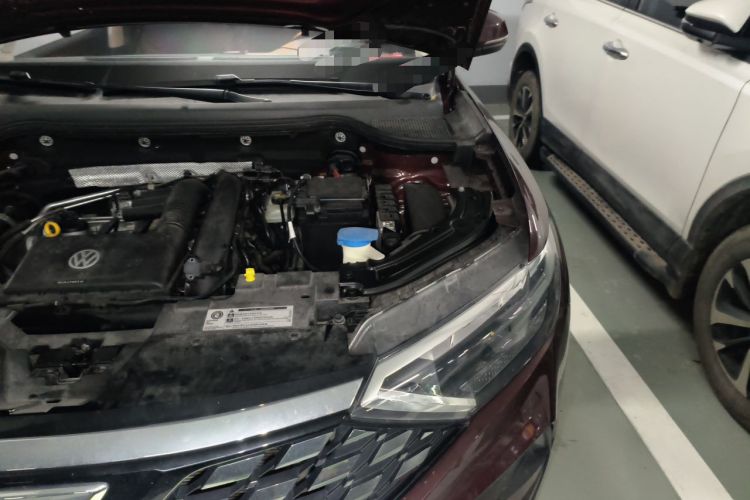 Used Jetta VS5 2019 280TSI Automatic Enjoyment Model Engine Bay Left