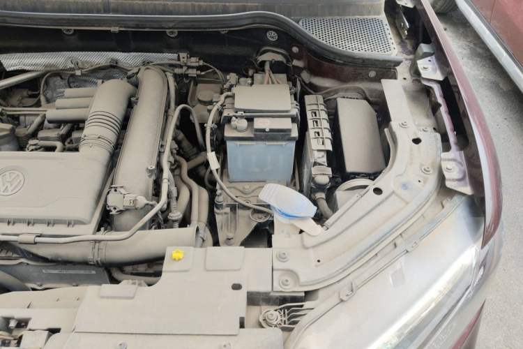 Used Jetta VS5 2019 280TSI Automatic Glory Edition Engine Bay Left