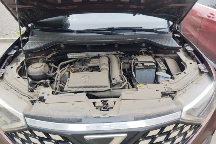 Used Jetta VS5 2019 280TSI Automatic Glory Edition Engine Bay