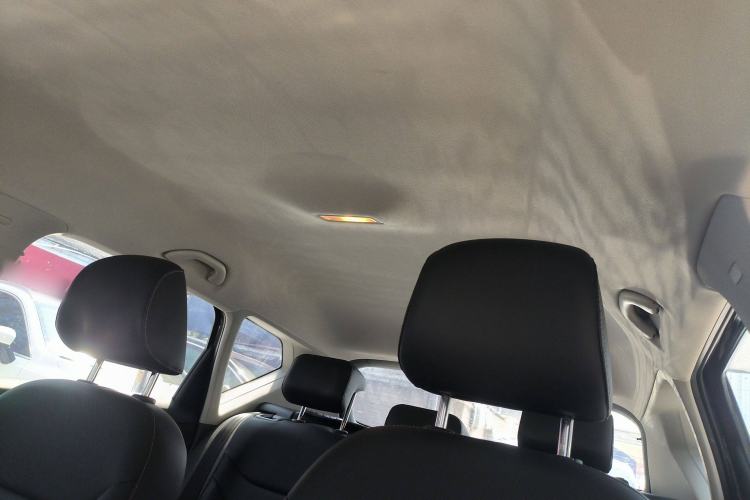 Used Jetta VS5 2019 280TSI Automatic Enjoyment Model Headliner