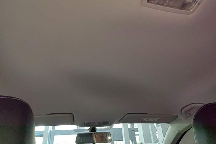 Used Jetta VS5 2019 280TSI Automatic Enjoyment Model Headliner