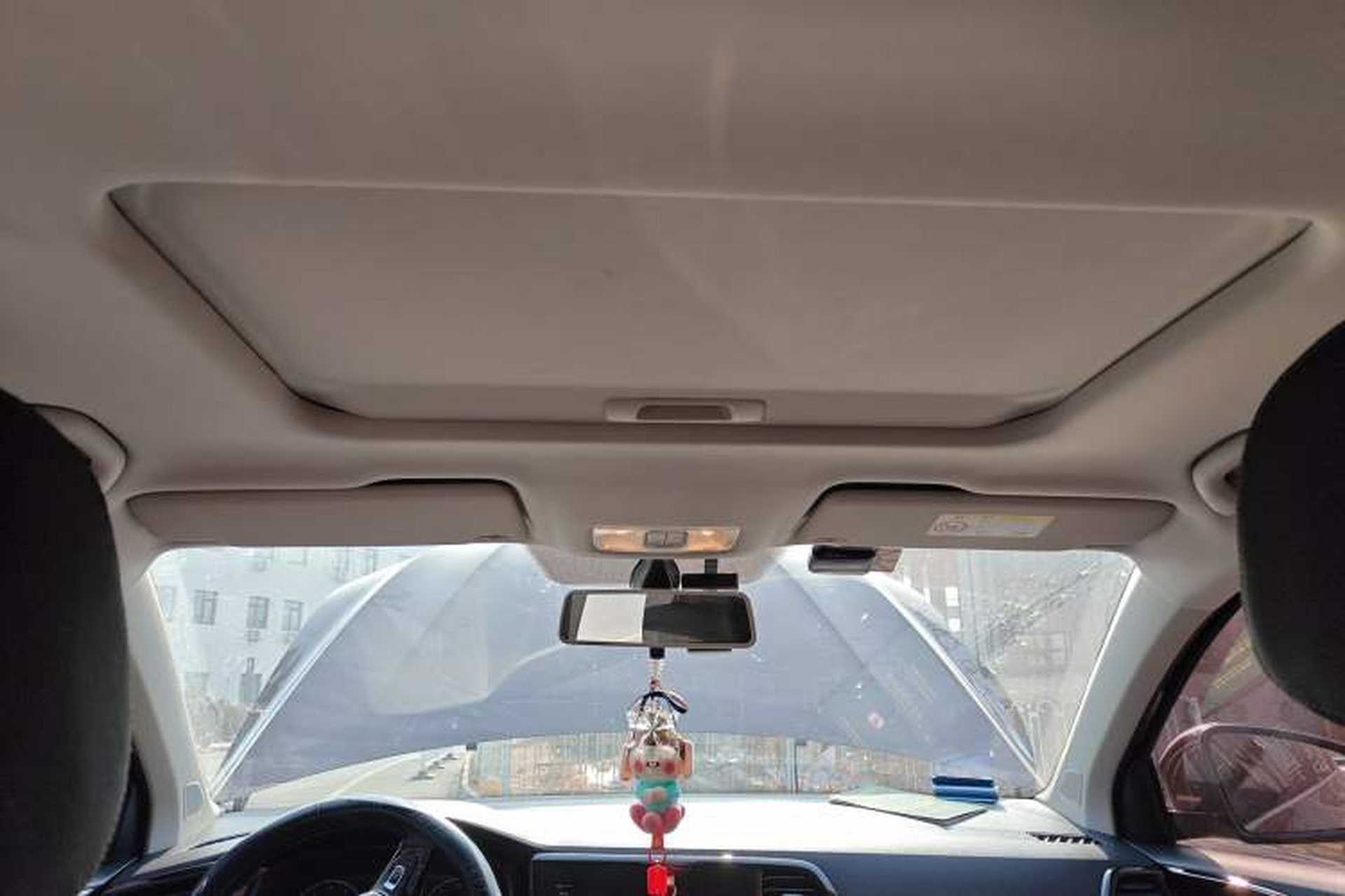 Used Jetta VS5 2019 280TSI Automatic Glory Edition Headliner