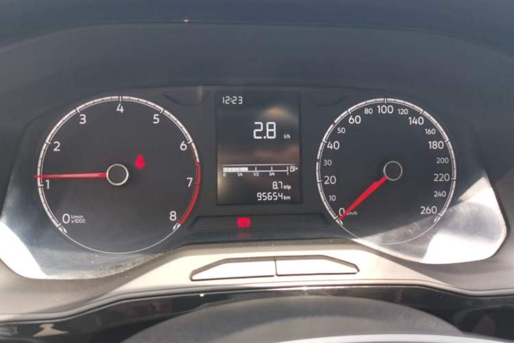 Used Jetta VS5 2019 280TSI Manual Entry-Level Model Instrument Cluster