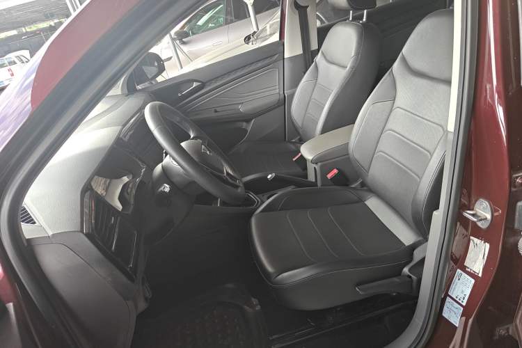 Used Jetta VS5 2019 280TSI Automatic Enjoyment Model Left Front Seat