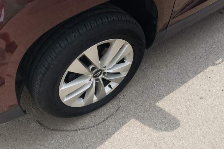 Used Jetta VS5 2019 280TSI Manual Entry-Level Model Left Front Wheel Hub