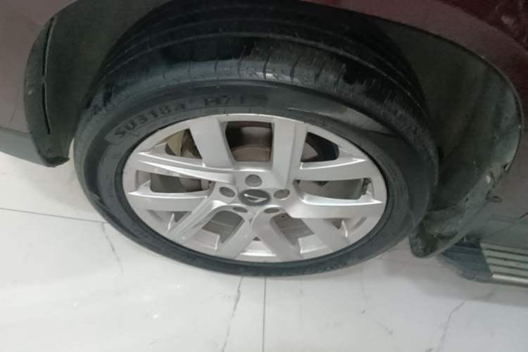 Used Jetta VS5 2019 280TSI Automatic Enjoyment Model Left Front Wheel Hub