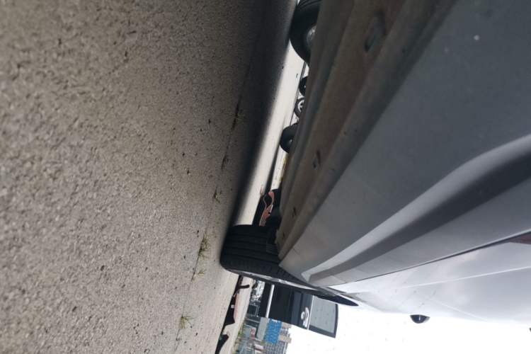Used Jetta VS5 2019 280TSI Manual Entry-Level Model Left Side Sill