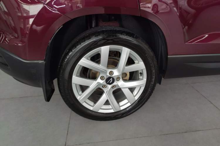 Used Jetta VS5 2019 280TSI Automatic Enjoyment Model Right Rear Wheel Hub