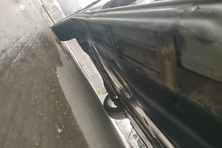 Used Jetta VS5 2019 280TSI Automatic Enjoyment Model Right Side Sill