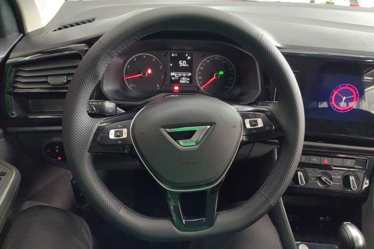 Used Jetta VS5 2019 280TSI Automatic Enjoyment Model Steering Wheel