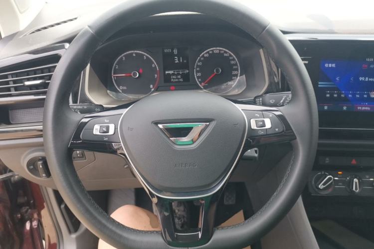 Used Jetta VS5 2019 280TSI Manual Entry-Level Model Steering Wheel