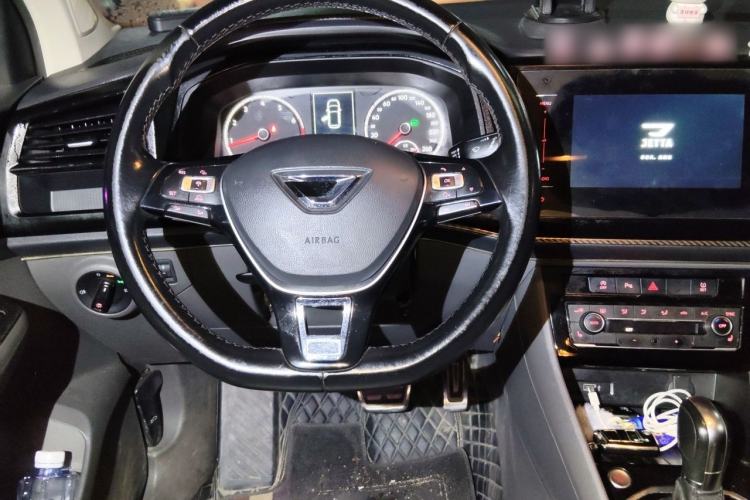 Used Jetta VS5 2019 280TSI Automatic Glory Edition Steering Wheel