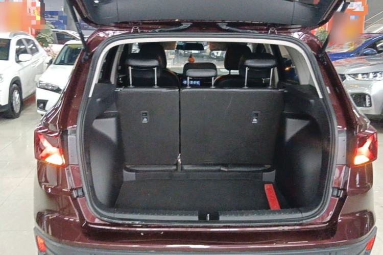 Used Jetta VS5 2019 280TSI Automatic Trend Model Trunk