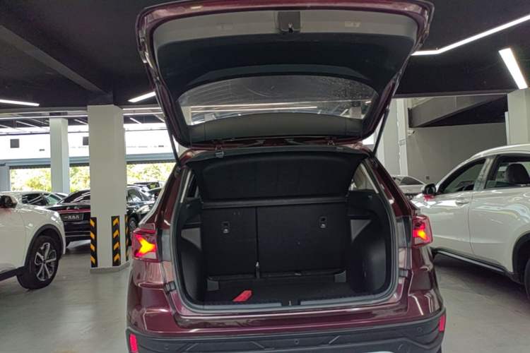 Used Jetta VS5 2019 280TSI Automatic Enjoyment Model Trunk