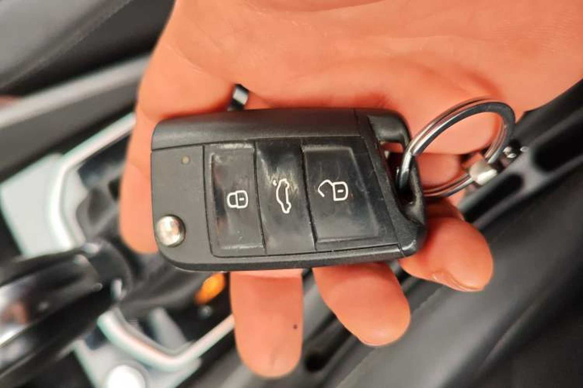 Used Jetta VS5 2019 280TSI Automatic Enjoyment Model Vehicle Key