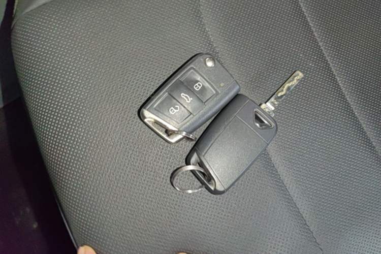Used Jetta VS5 2019 280TSI Automatic Enjoyment Model Vehicle Key