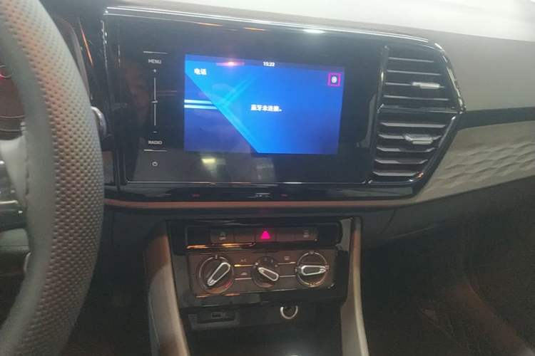 Used Jetta VS5 2019 280TSI Automatic Trend Model Audio And AC Panel