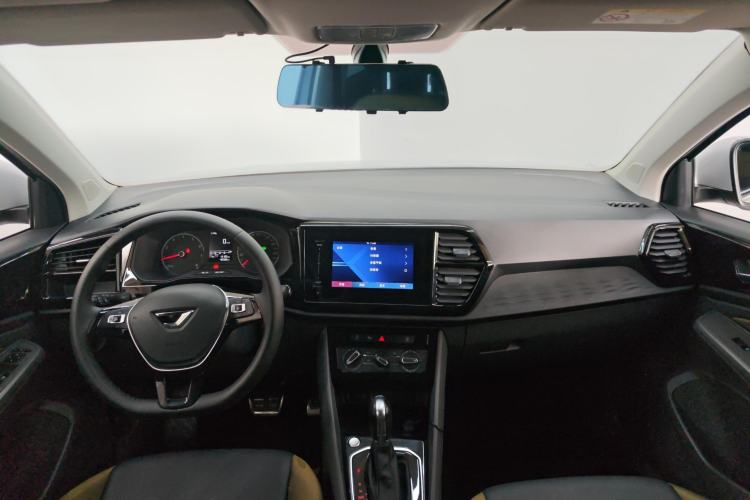 Used Jetta VS5 2019 280TSI Automatic Enjoyment Model Center Console