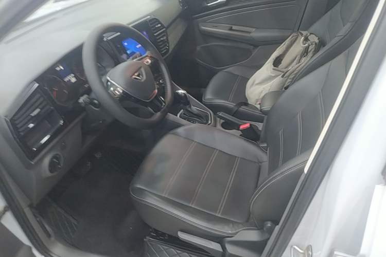 Used Jetta VS5 2019 280TSI Automatic Trend Model Left Front Seat
