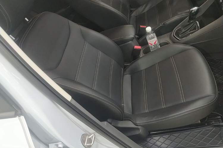 Used Jetta VS5 2019 280TSI Automatic Trend Model Right Front Seat