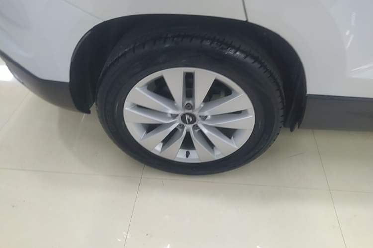 Used Jetta VS5 2019 280TSI Automatic Trend Model Right Rear Wheel Hub