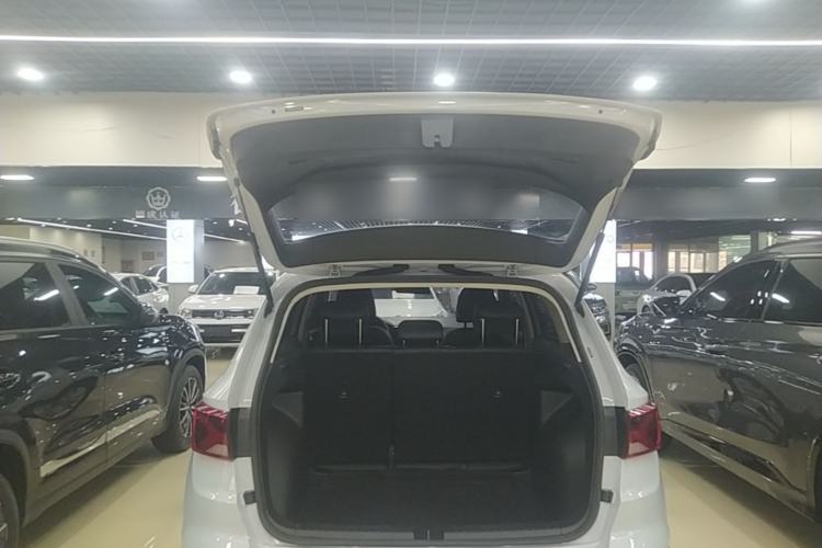 Used Jetta VS5 2019 280TSI Automatic Trend Model Trunk