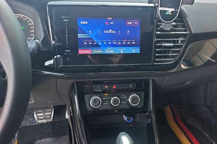 Used Jetta VS5 2019 280TSI Automatic Enjoyment Model Audio And AC Panel