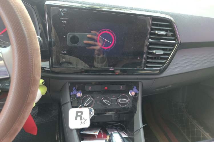 Used Jetta VS5 2019 280TSI Automatic Trend Model Audio And AC Panel