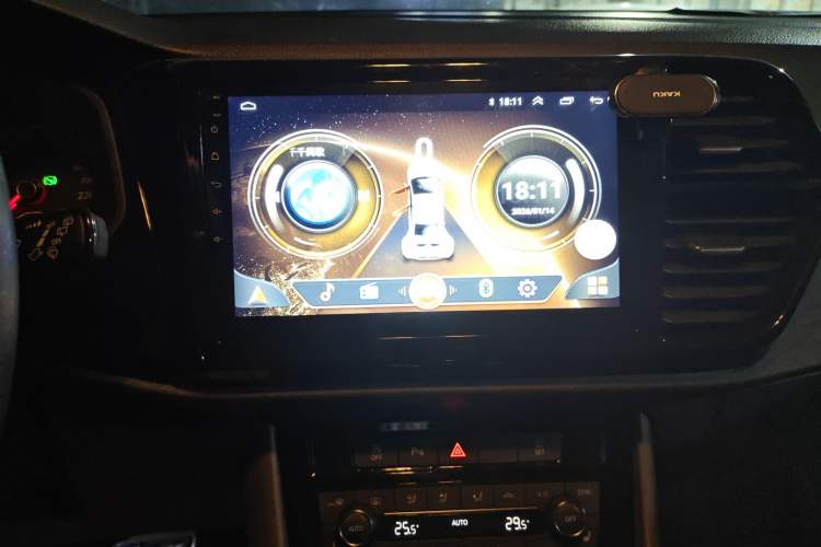Used Jetta VS5 2019 280TSI Automatic Glory Edition Audio And AC Panel