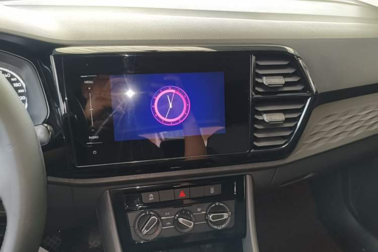 Used Jetta VS5 2019 280TSI Manual Entry-Level Model Audio And AC Panel