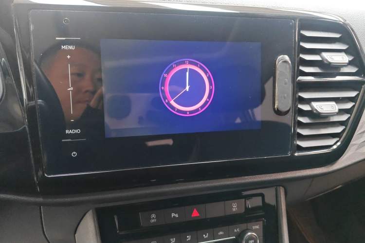 Used Jetta VS5 2019 280TSI Automatic Glory Edition Audio And AC Panel