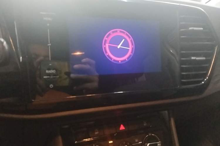 Used Jetta VS5 2019 280TSI Automatic Trend Model Audio And AC Panel