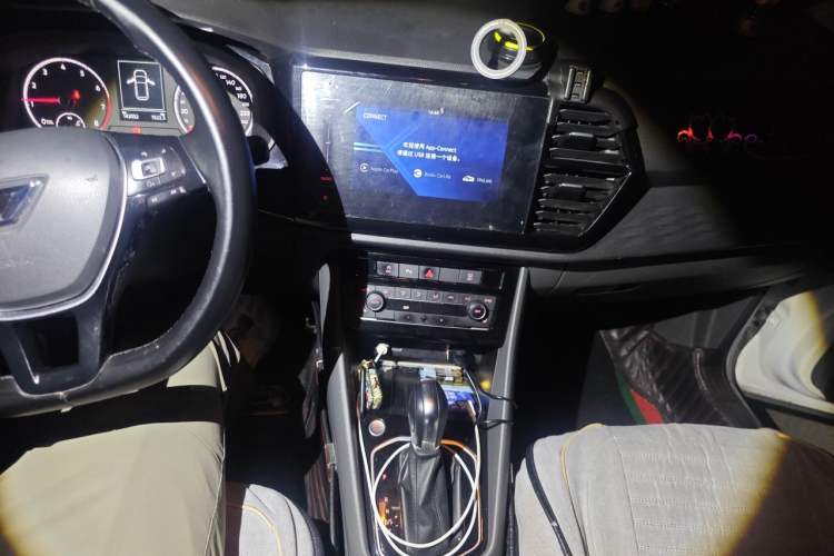 Used Jetta VS5 2019 280TSI Automatic Glory Edition Audio And AC Panel