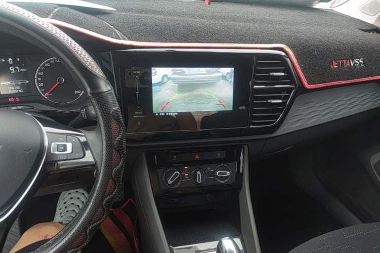 Used Jetta VS5 2019 280TSI Automatic Trend Model Audio And AC Panel