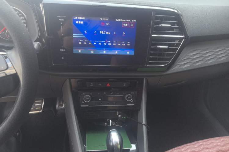 Used Jetta VS5 2019 280TSI Automatic Glory Edition Audio And AC Panel