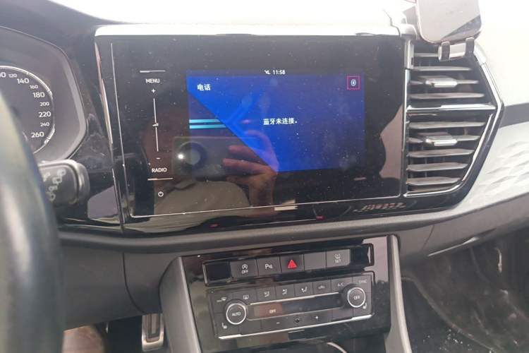Used Jetta VS5 2019 280TSI Automatic Glory Edition Audio And AC Panel