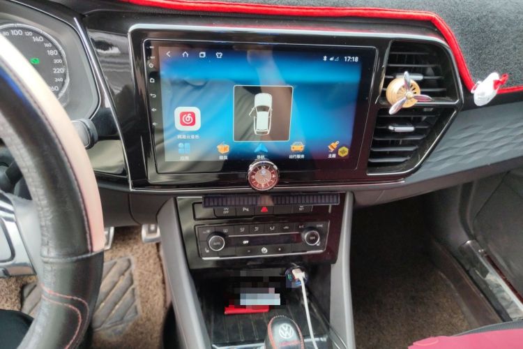 Used Jetta VS5 2019 280TSI Automatic Glory Edition Audio And AC Panel