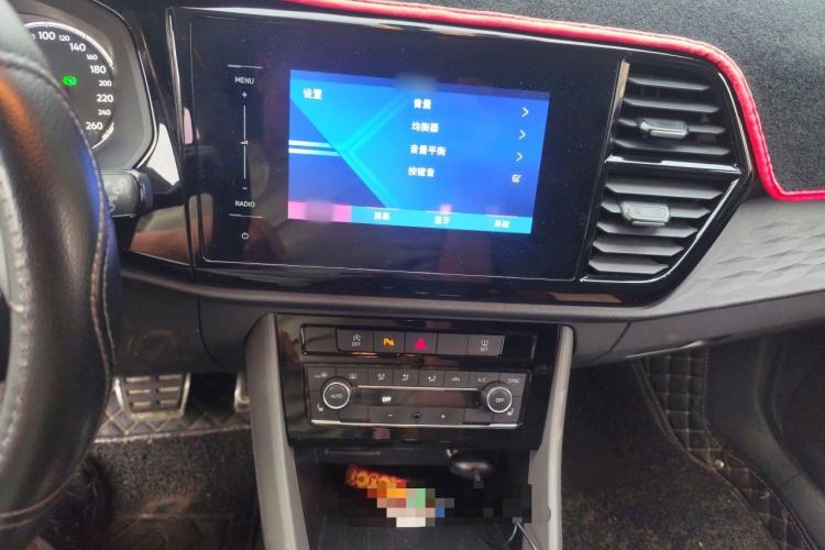 Used Jetta VS5 2019 280TSI Automatic Glory Edition Audio And AC Panel