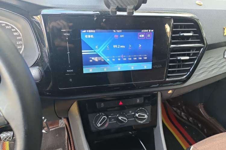 Used Jetta VS5 2019 280TSI Manual Entry-Level Model Audio And AC Panel