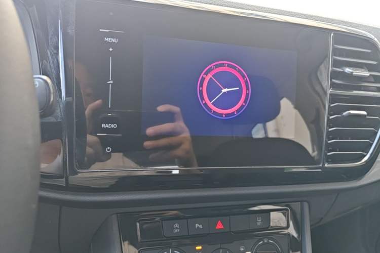 Used Jetta VS5 2019 280TSI Automatic Enjoyment Model Audio And AC Panel