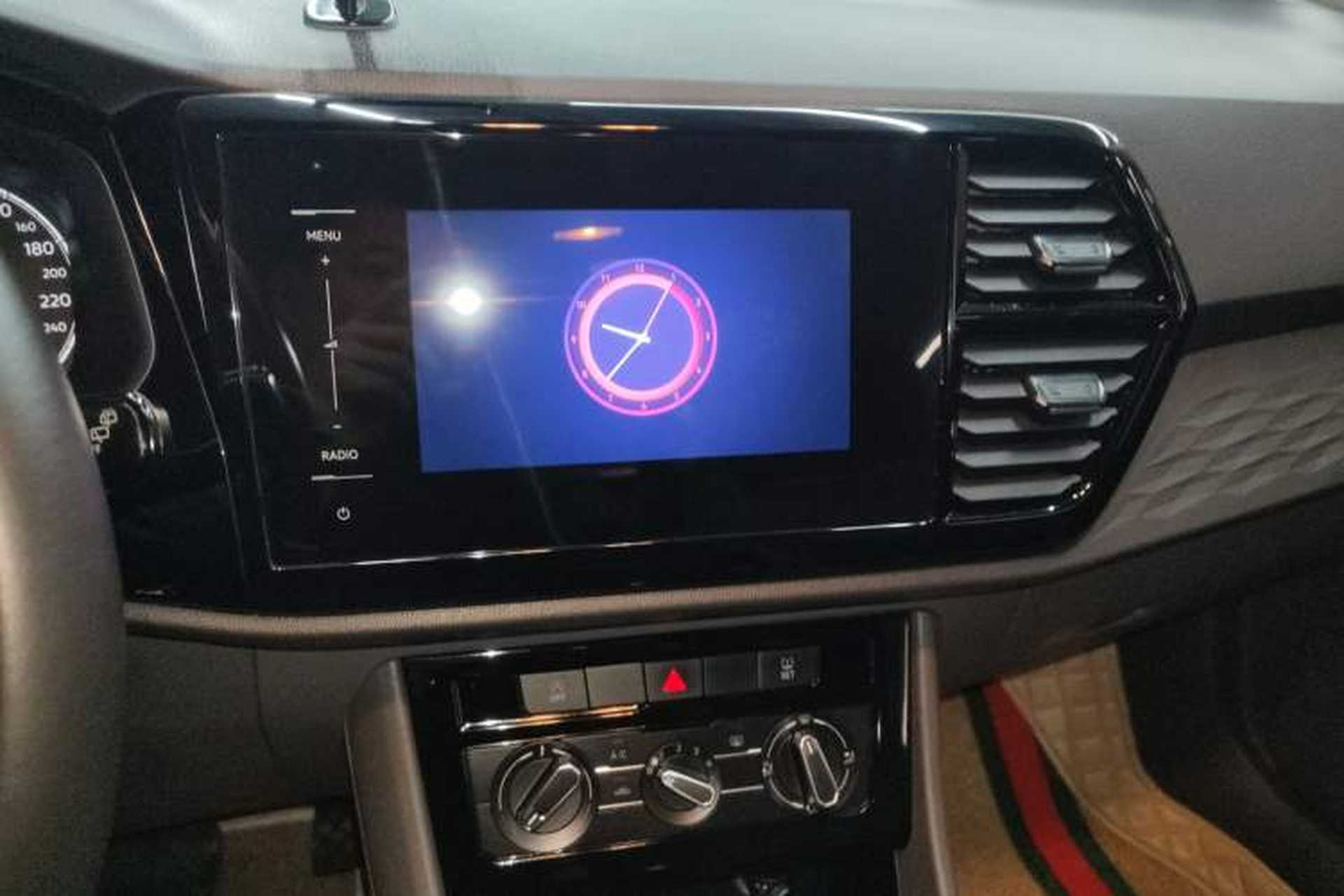 Used Jetta VS5 2019 280TSI Automatic Trend Model Audio And AC Panel