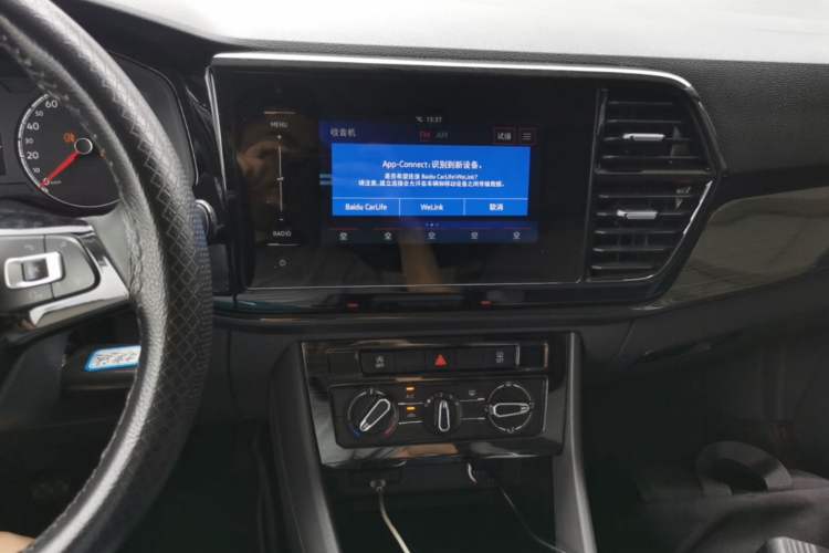 Used Jetta VS5 2019 280TSI Manual Entry-Level Model Audio And AC Panel