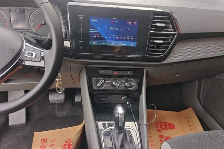 Used Jetta VS5 2019 280TSI Automatic Trend Model Audio And AC Panel