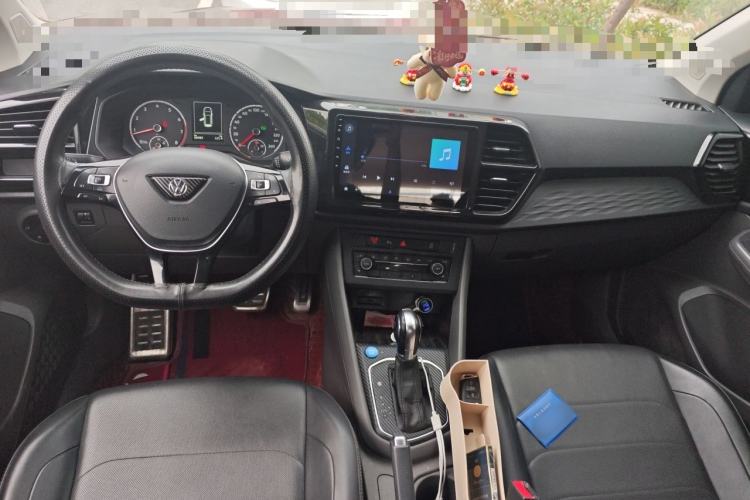 Used Jetta VS5 2019 280TSI Automatic Enjoyment Model Center Console