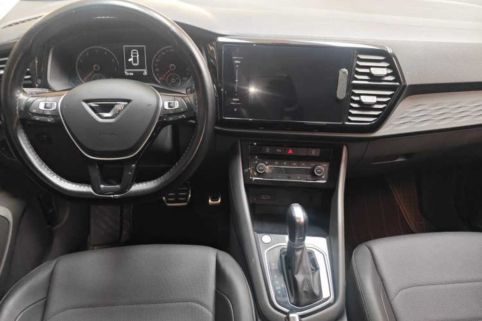 Used Jetta VS5 2019 280TSI Automatic Glory Edition Center Console